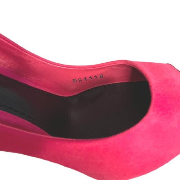 Louis Vuitton Pink Suede Pointed Toe LV Logo Heeled Pumps Size 36 / US Size 6 - Picture 13 of 16